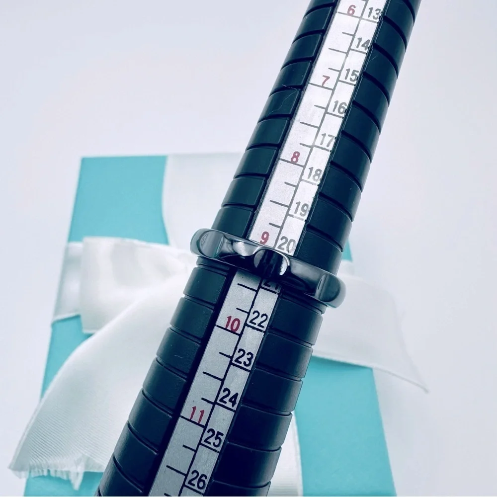 Tiffany & Co. 4 mm Groove Band Ring in Titanium Size 9 with Packaging